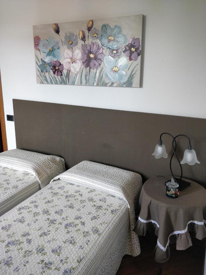Marinella B&B Cornale Bagian luar foto