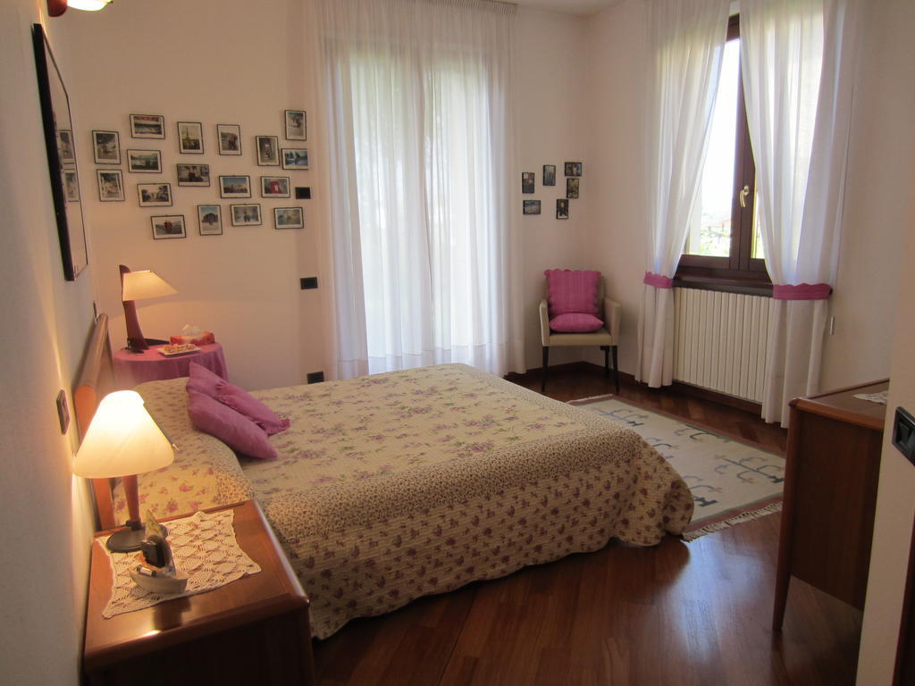 Marinella B&B Cornale Ruang foto
