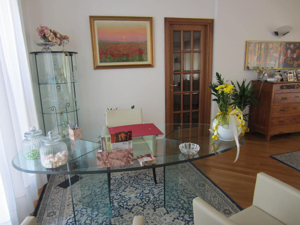 Marinella B&B Cornale Bagian luar foto