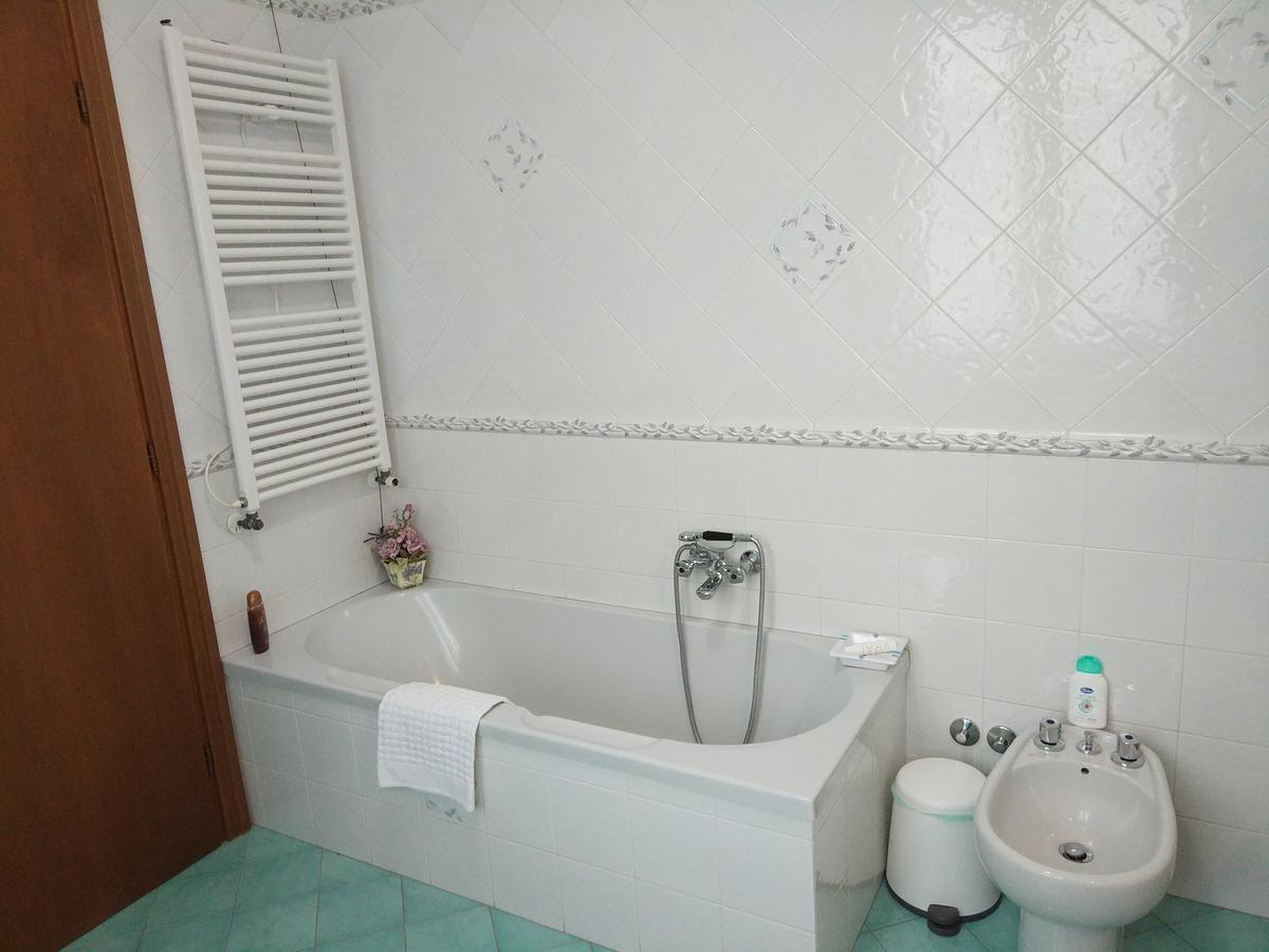 Marinella B&B Cornale Bagian luar foto