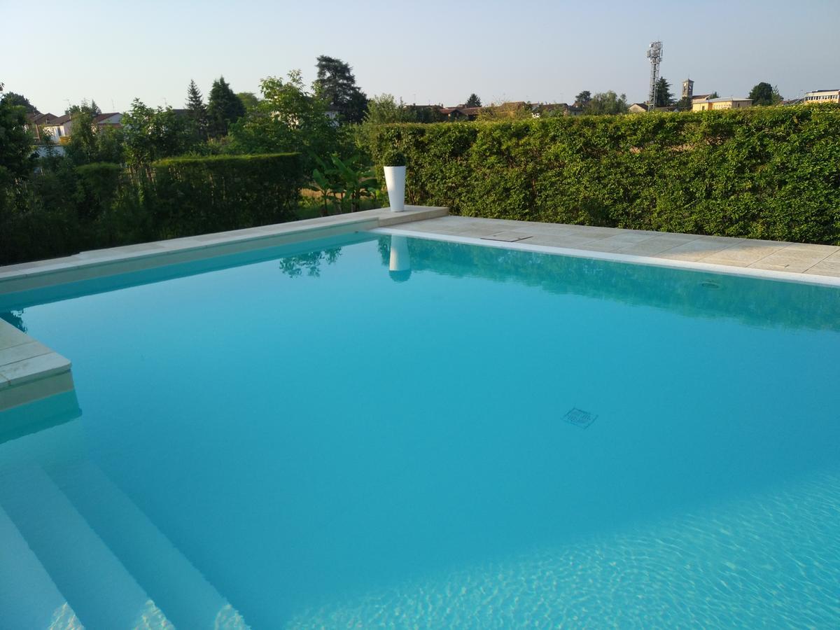 Marinella B&B Cornale Bagian luar foto