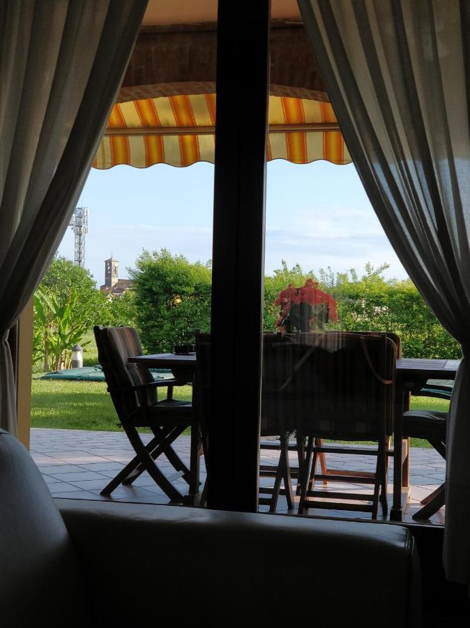 Marinella B&B Cornale Bagian luar foto